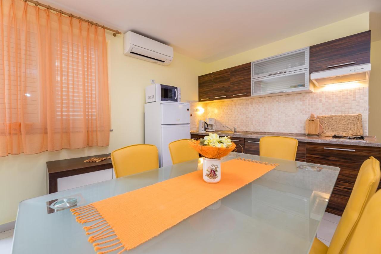 Apartments Ljubica Garden Baška Eksteriør billede