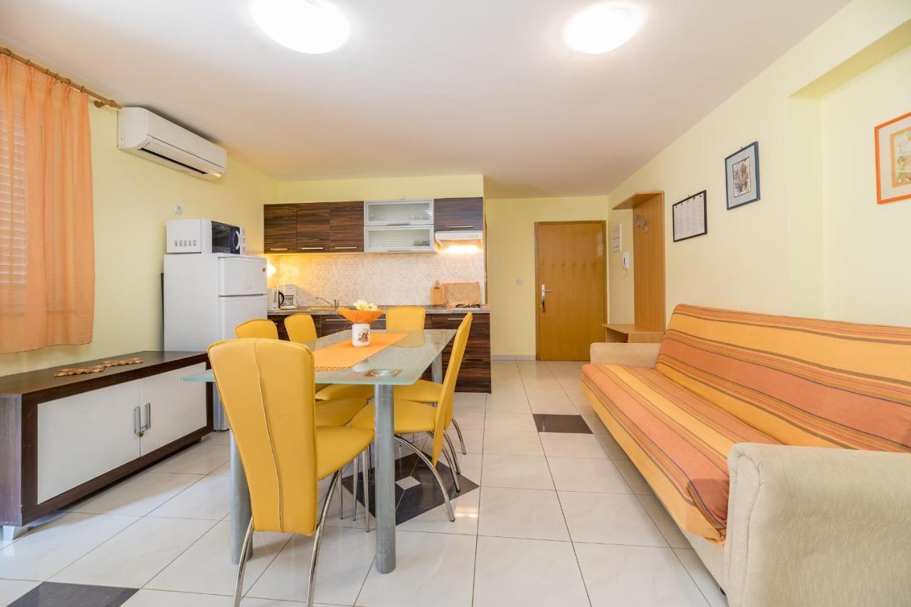 Apartments Ljubica Garden Baška Eksteriør billede