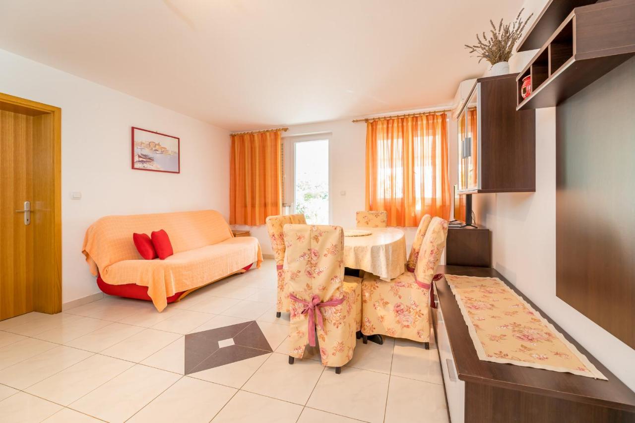 Apartments Ljubica Garden Baška Eksteriør billede