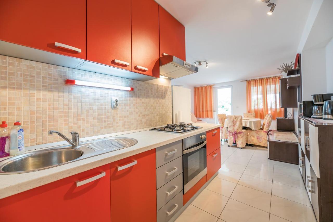 Apartments Ljubica Garden Baška Eksteriør billede