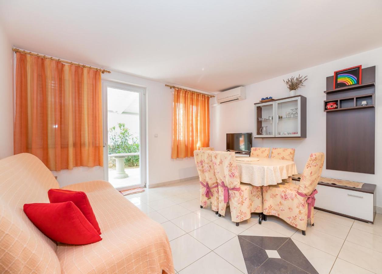 Apartments Ljubica Garden Baška Eksteriør billede